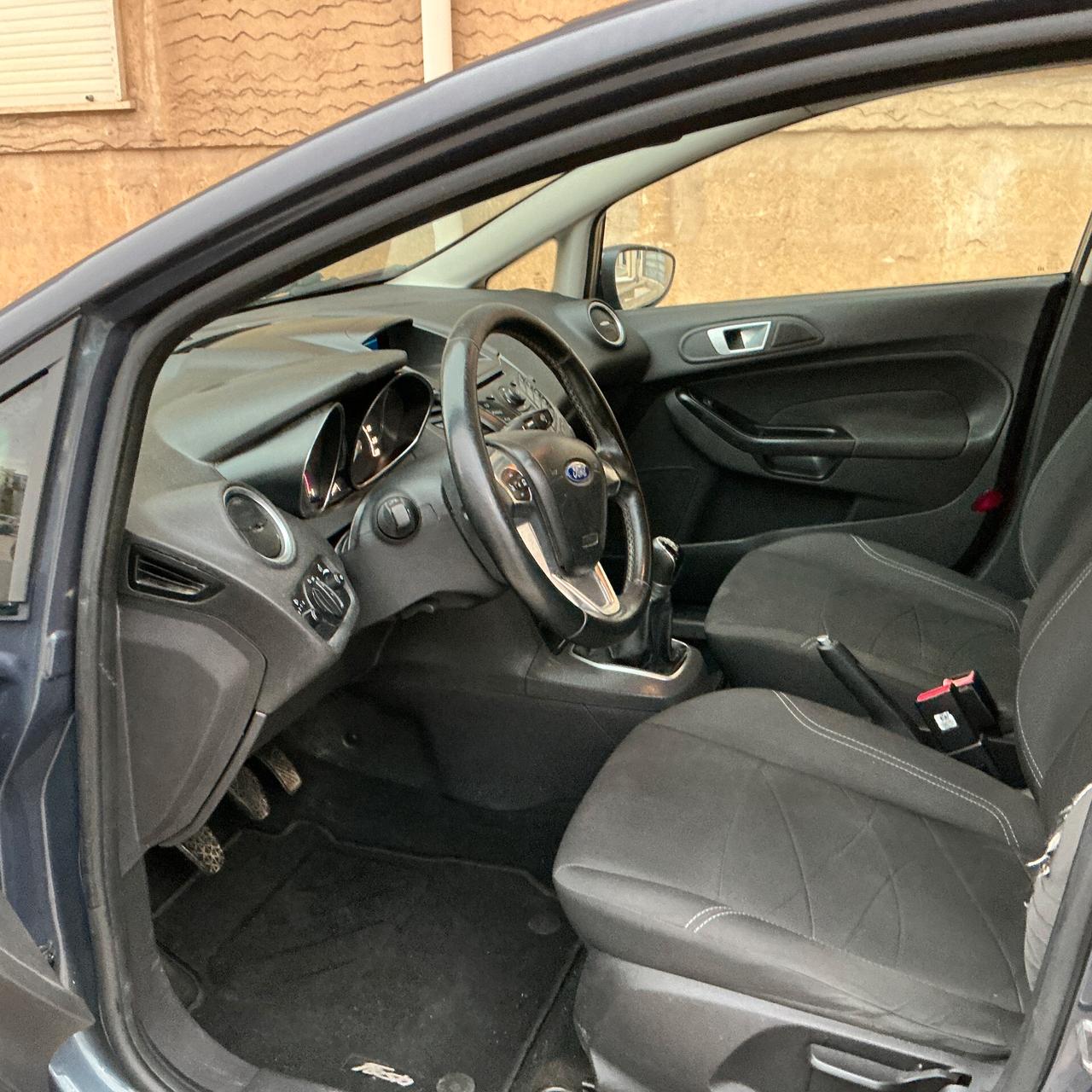 Ford Fiesta 1.5 TDCi 75CV 5 porte Business