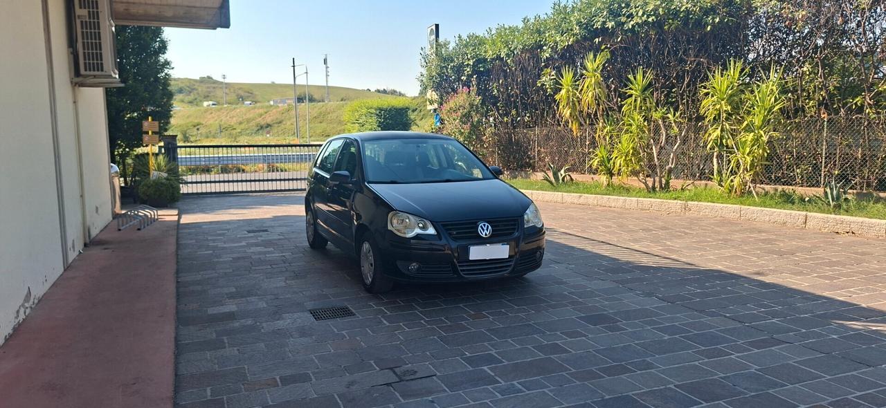 Volkswagen Polo 1.2/64CV 12V 5p. Trendline