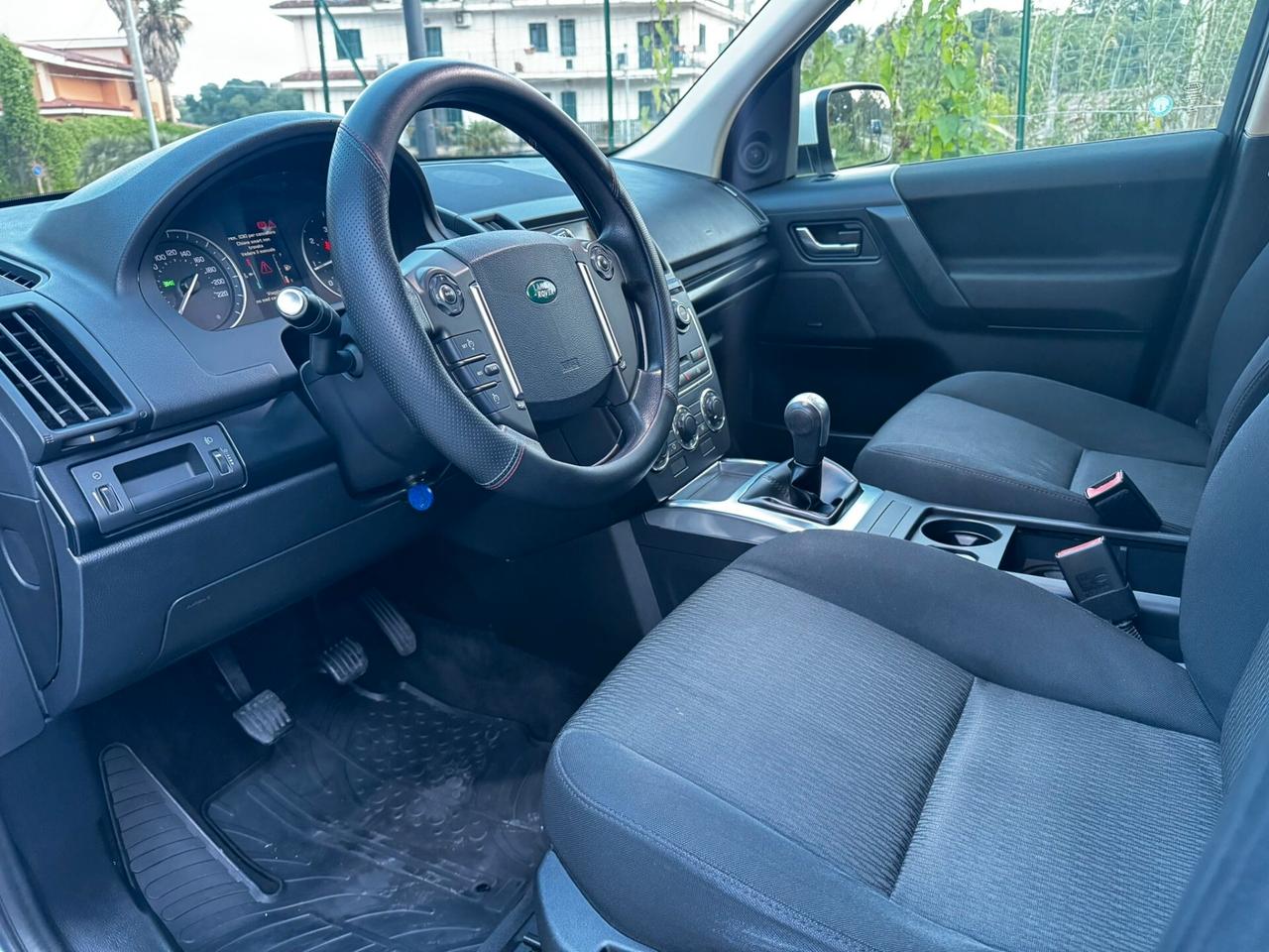 Land Rover Freelander 2.2 eD4 2WD S.W. SE