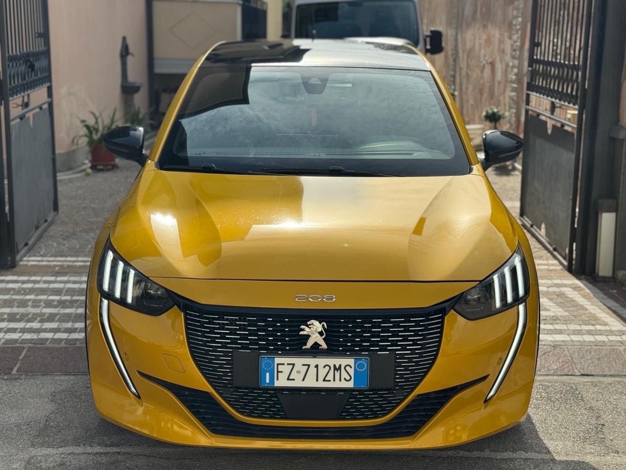 Peugeot 208 BlueHDi 100 S&S 5 porte GT Line