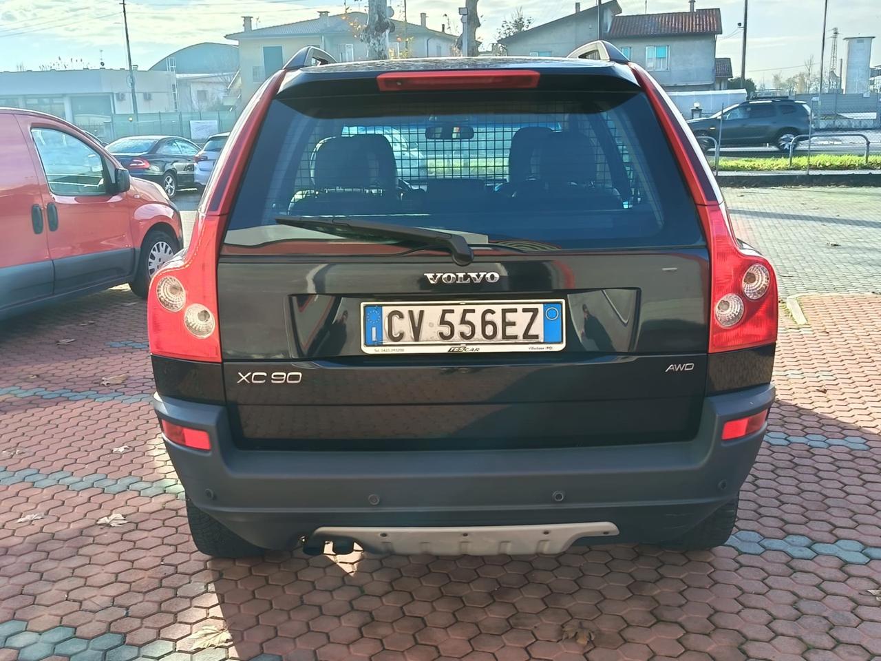 Volvo XC 90 XC90 2.4 D5 AWD Autocarro 'N1'