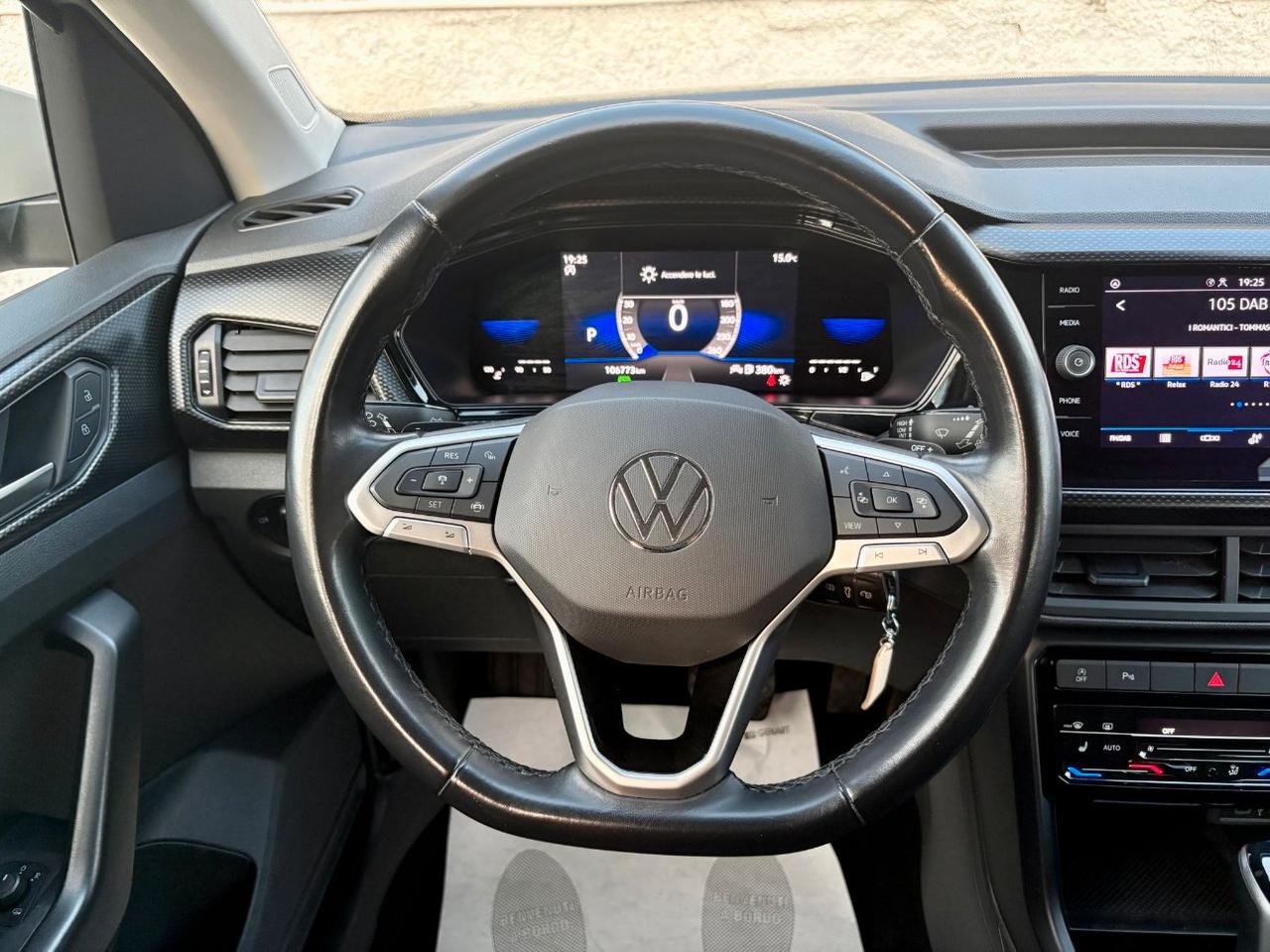 Volkswagen T-Cross 1.0 tsi Advanced 110cv