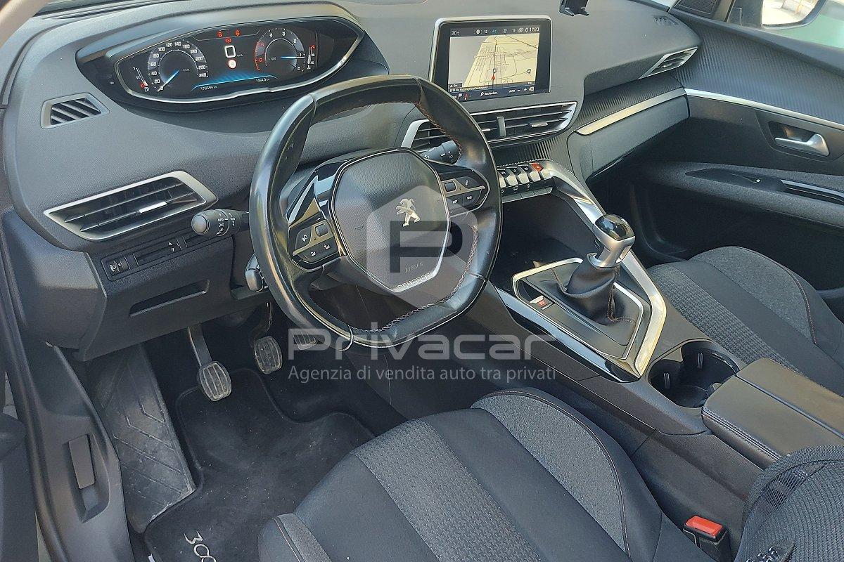 PEUGEOT 3008 BlueHDi 120 S&S Business