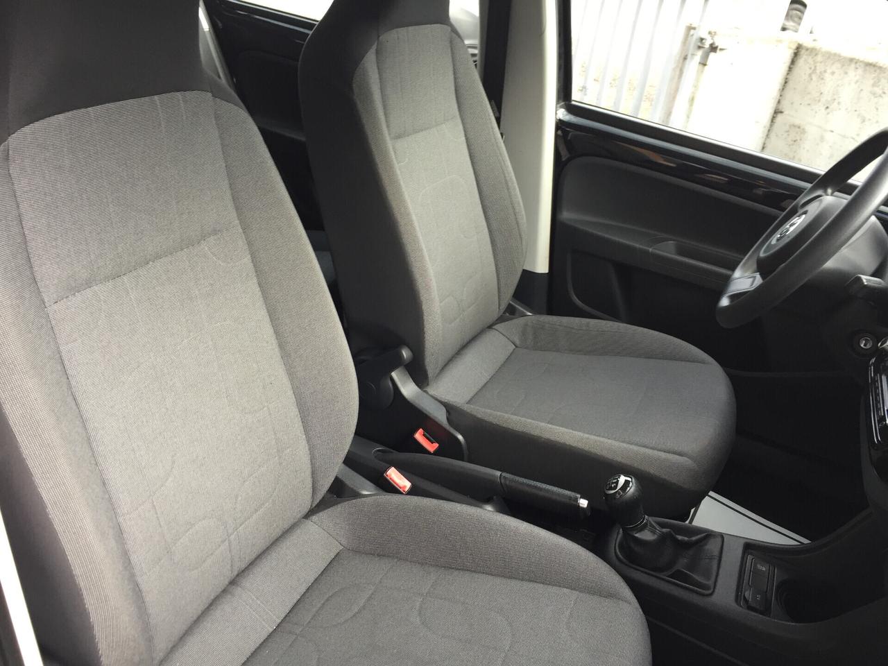 Volkswagen up! 1.0 5p. move up! X NEOPATENTATI