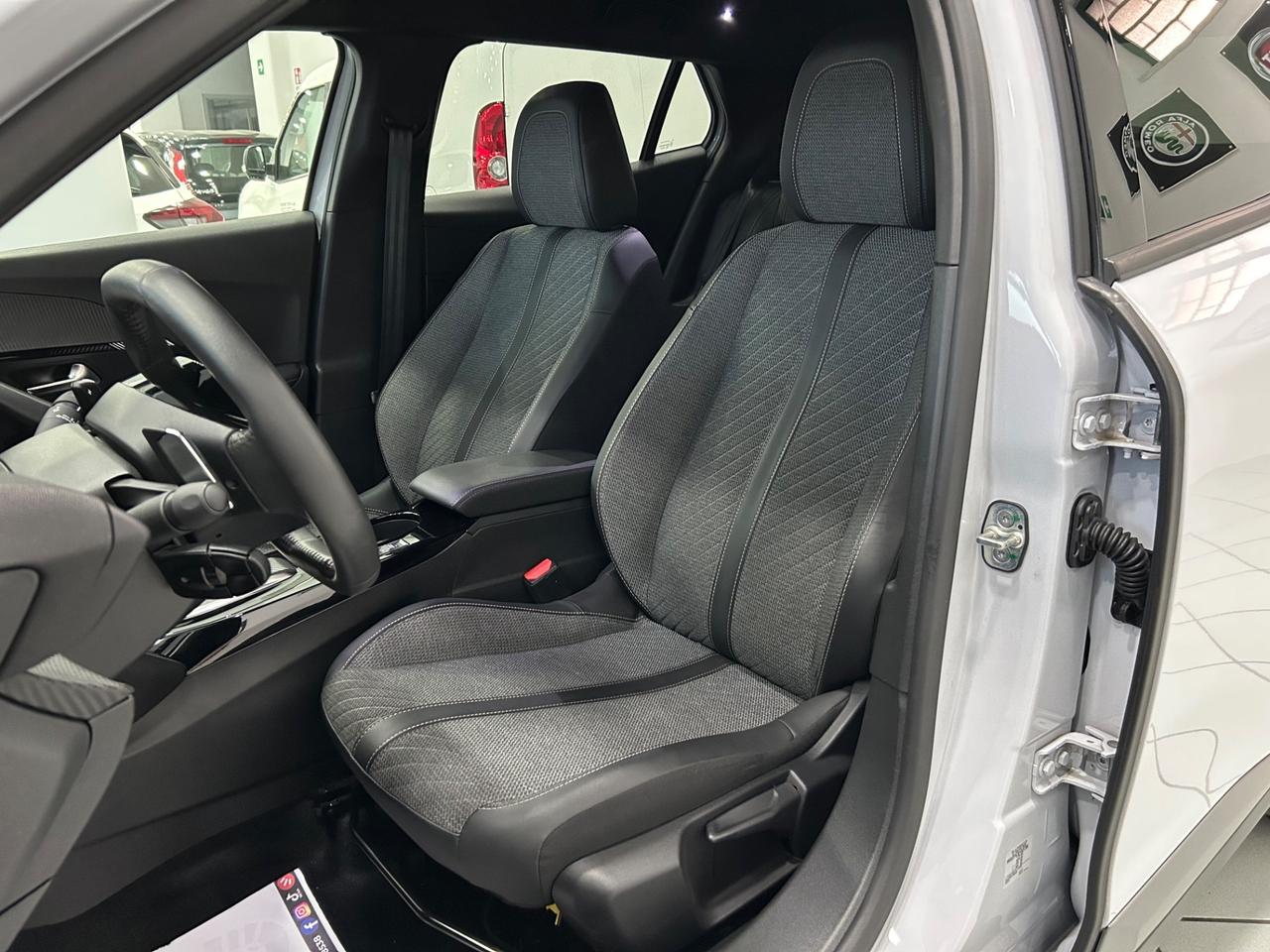 Peugeot 2008 BlueHDi 130 EAT8 Allure PROMO