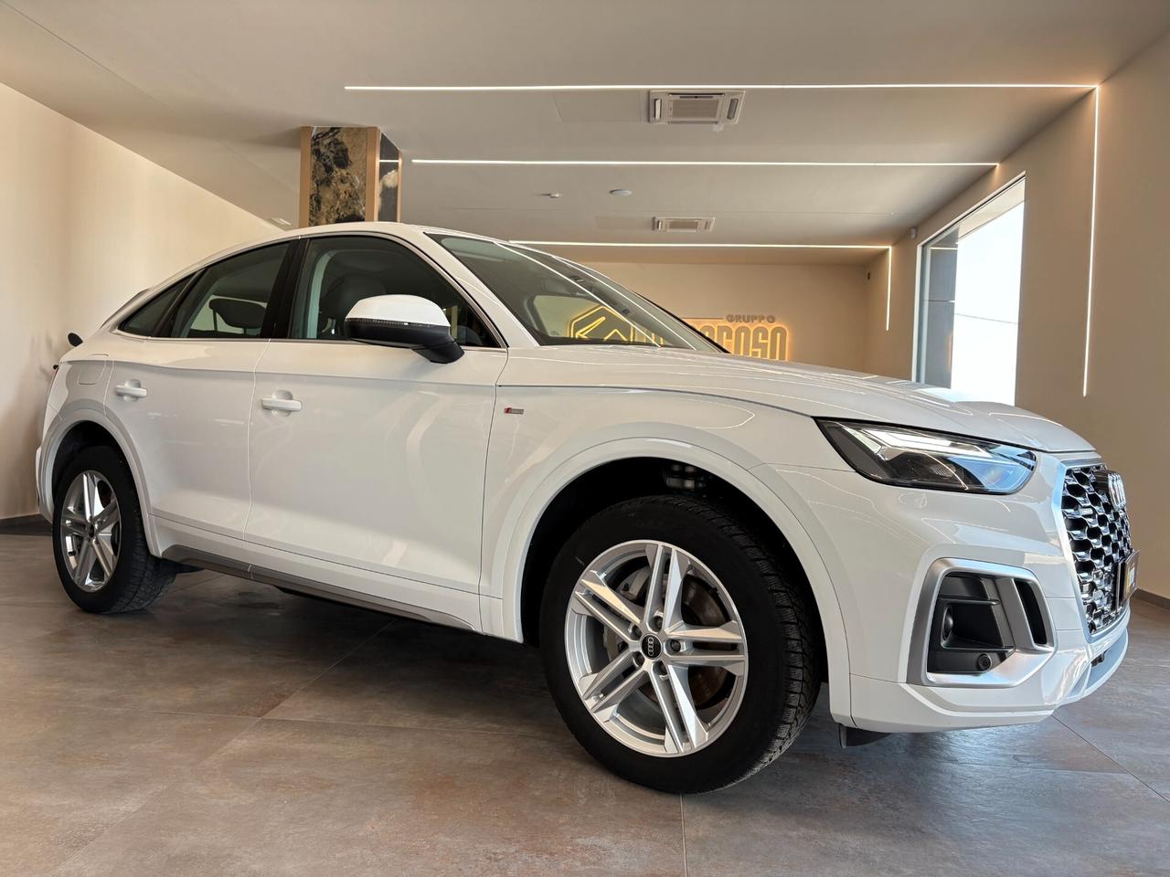 Audi Q5 SPORTBACK SPB 40 TDI quattro S line plus