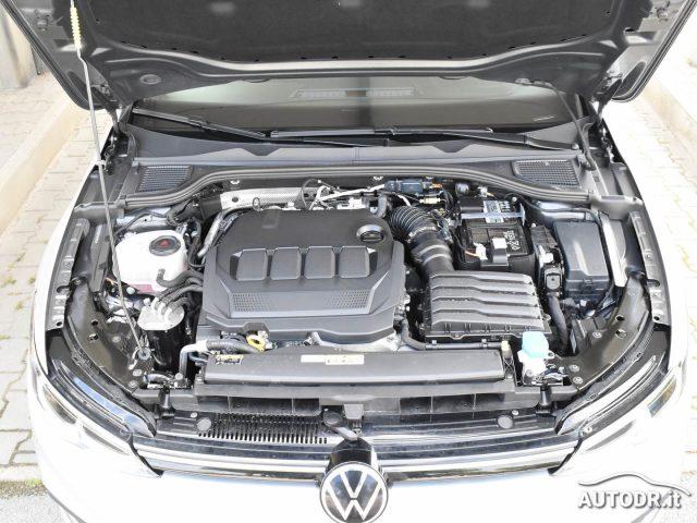 VOLKSWAGEN Golf Variant 2.0 TDI Life DSG Fari LED, App-Connect, ACC KM CER