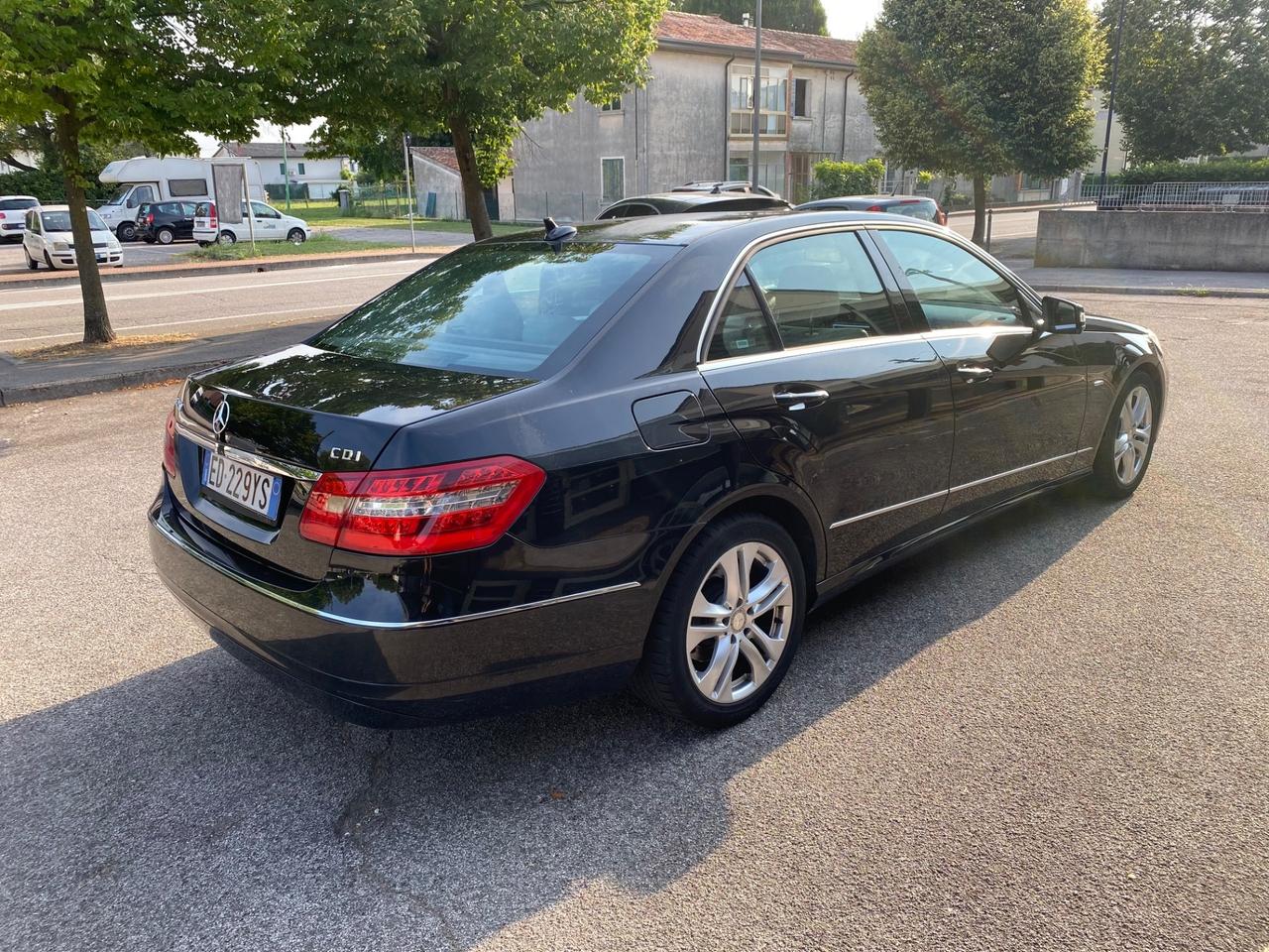 Mercedes-benz E 250 E BlueEFFICIENCY Avantgarde