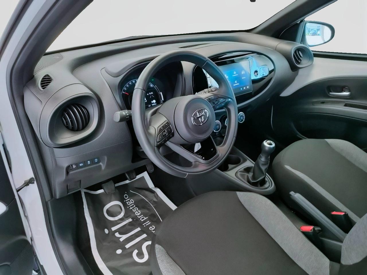 TOYOTA Aygo X - Aygo X 1.0 Active 72cv