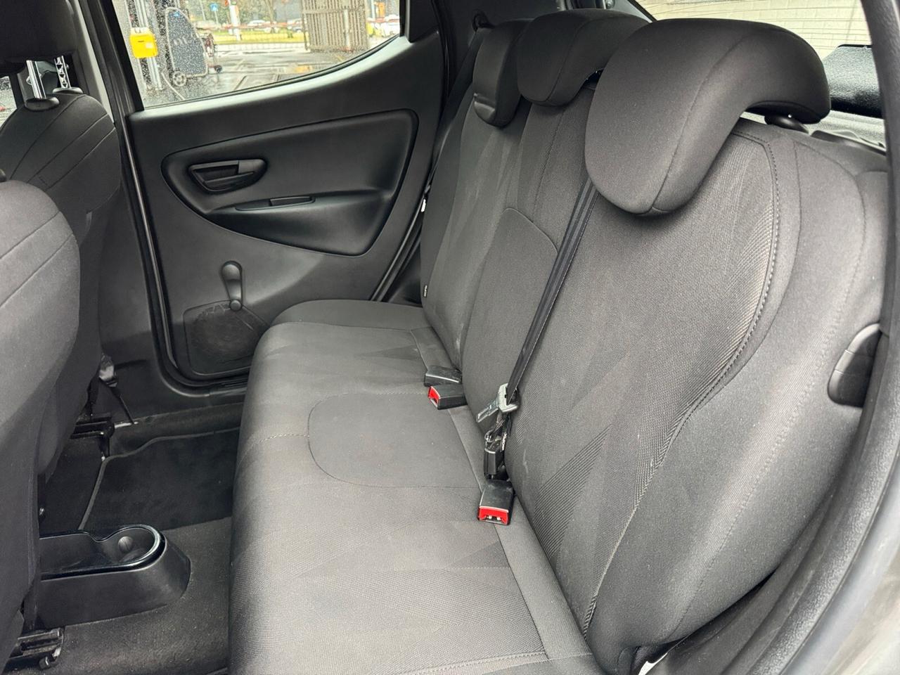 Lancia Ypsilon 1.2 69 CV 5 porte S&S Gold