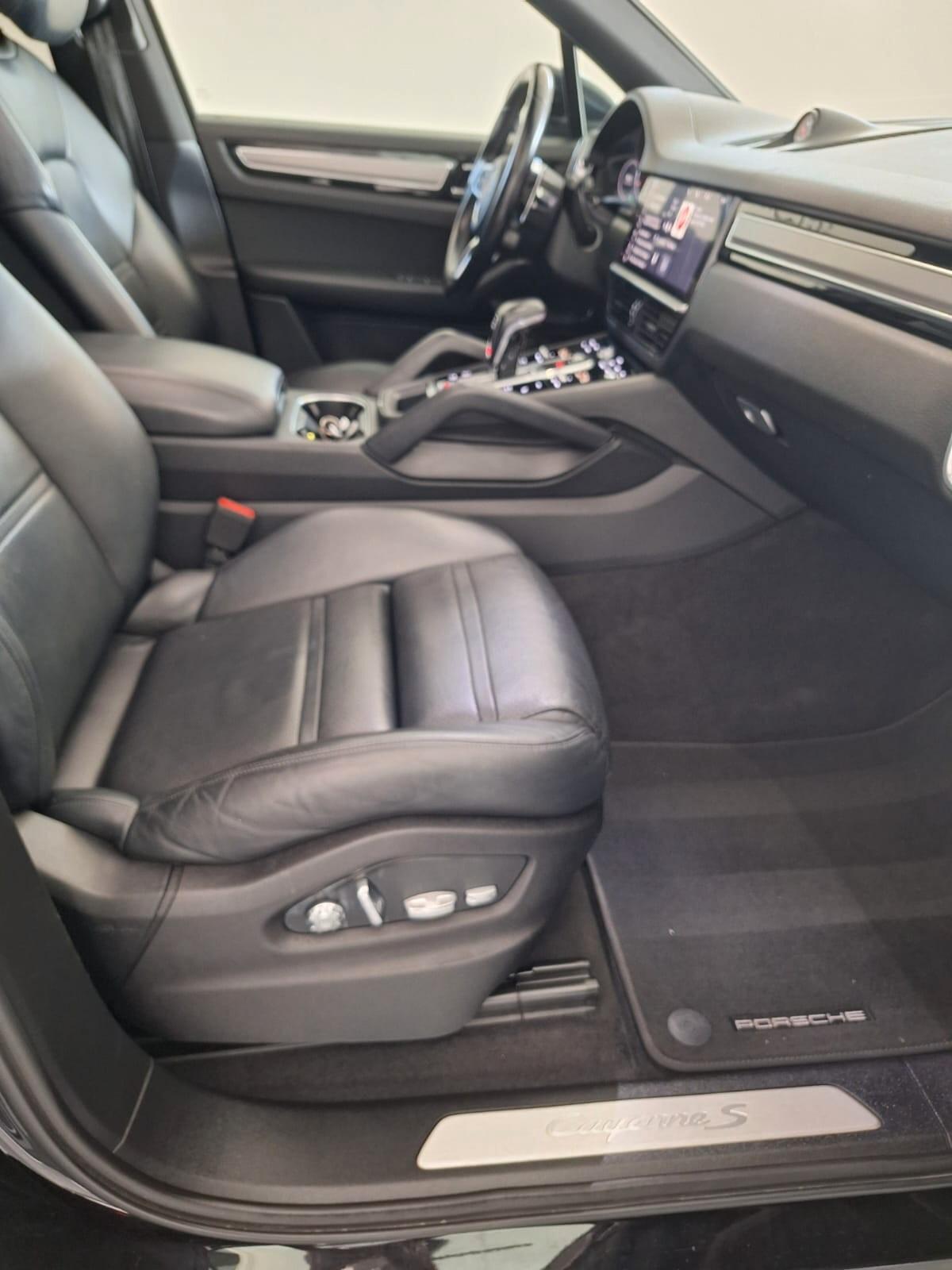Porsche Cayenne 2.9 V6 S