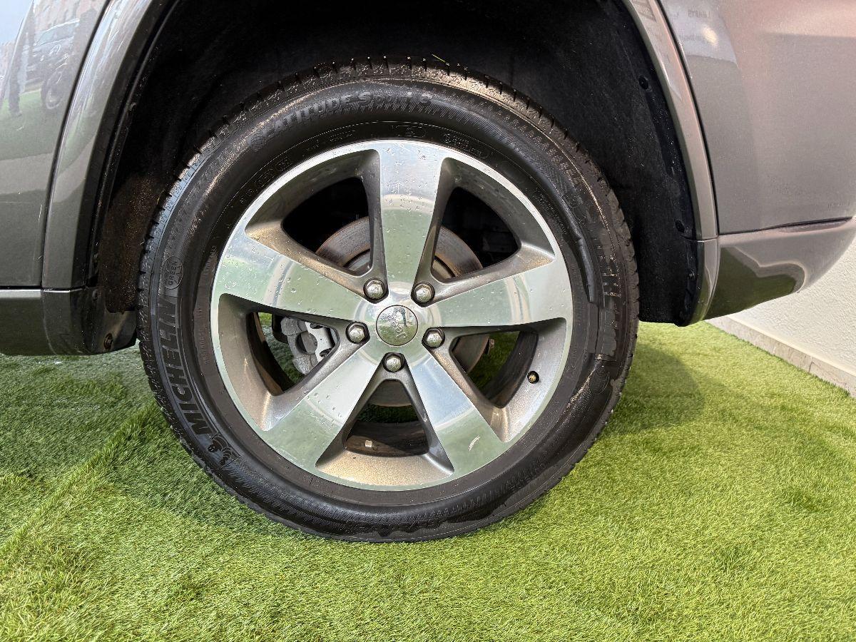 JEEP - Grand Cherokee - Gr. Cherokee 3.0 V6 CRD 250 MJT II Overl