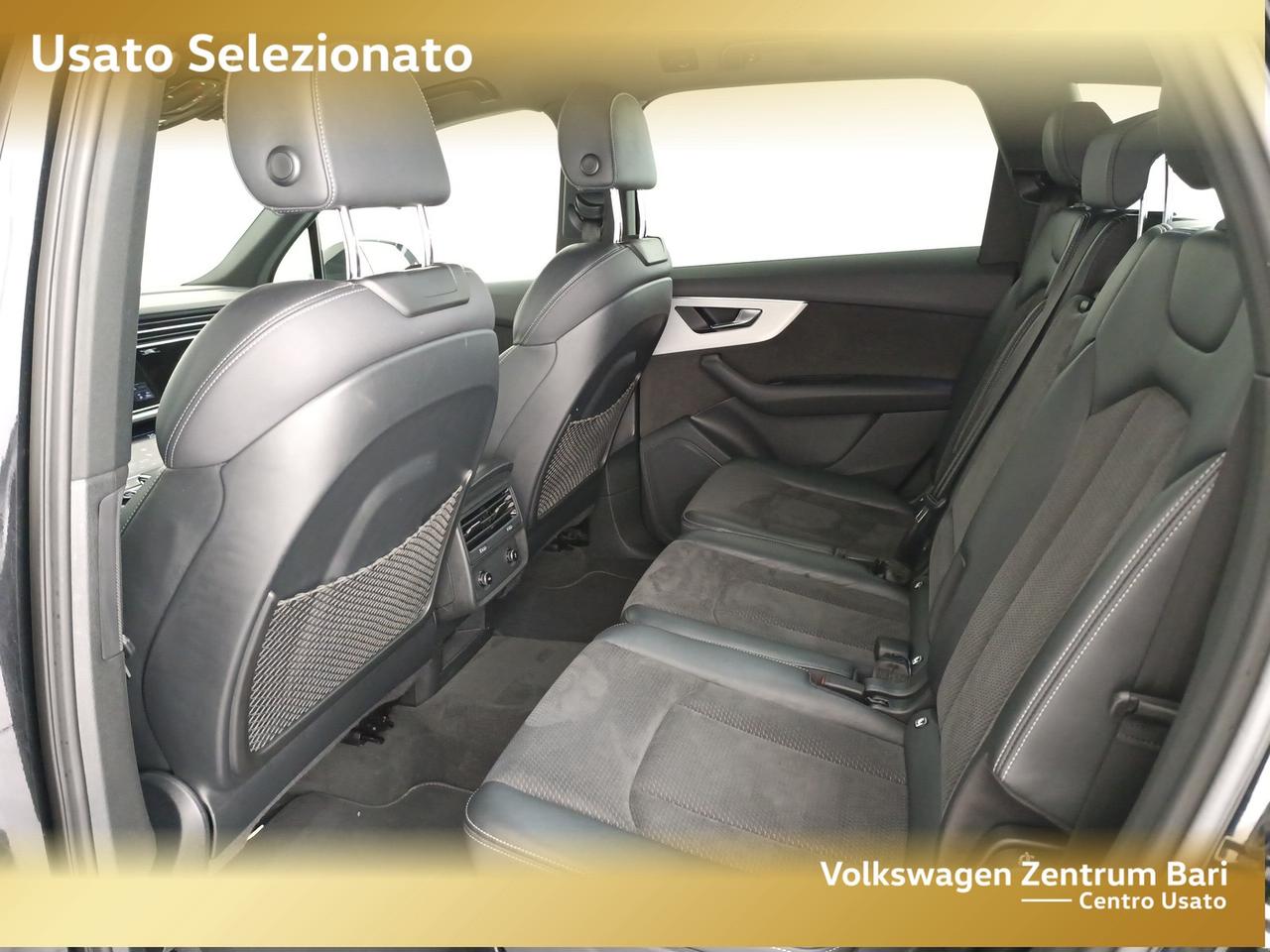 Audi Q7 45 3.0 tdi mhev sport quattro tiptronic 7p.ti