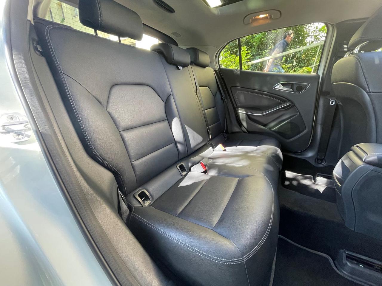Mercedes-Benz GLA 200 200d