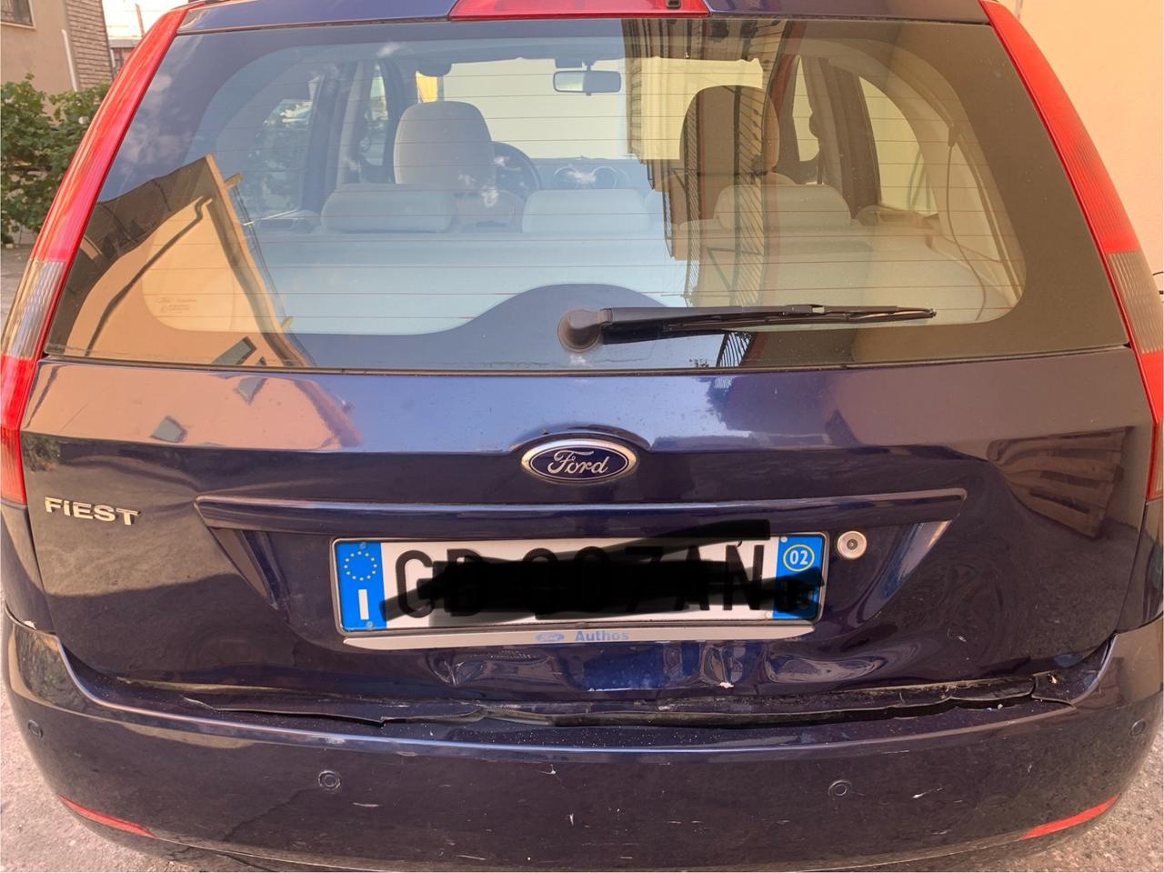 Ford Fiesta 1.4 16V 5p. Ghia km 60000