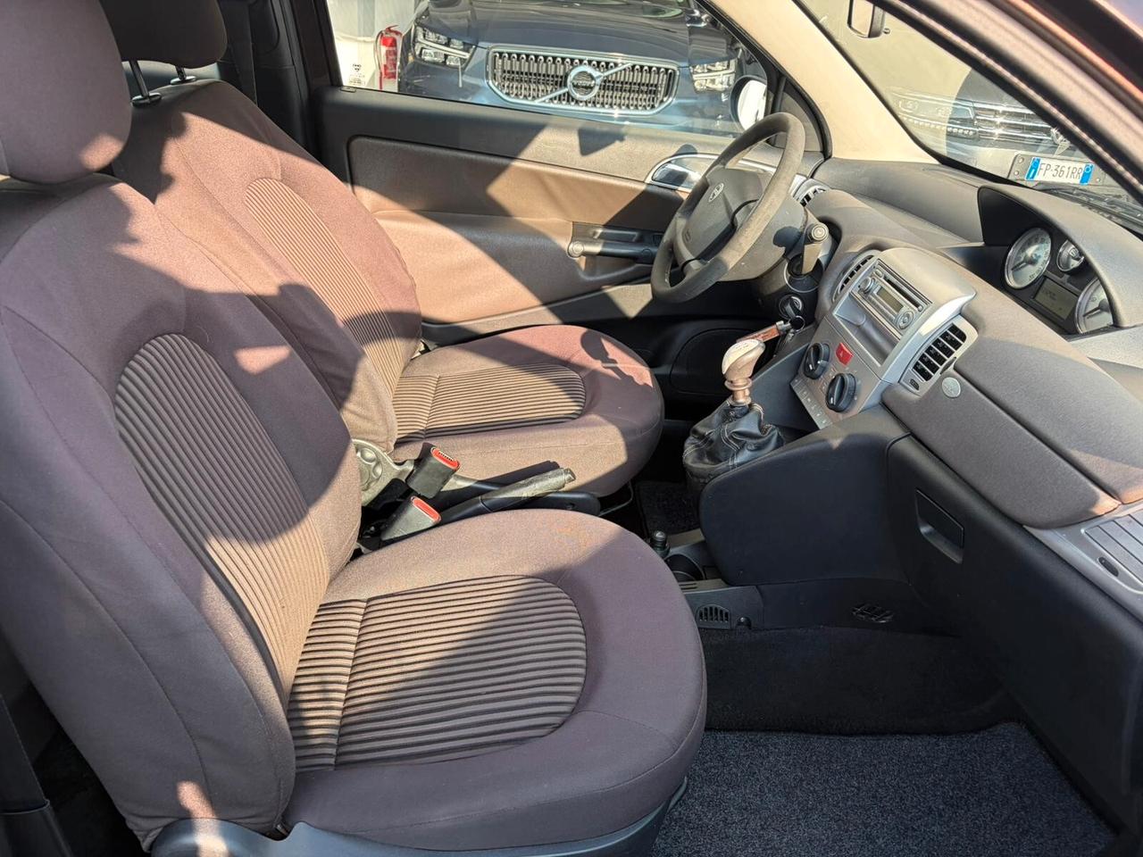 Lancia Ypsilon 1.4 Argento Ecochic GPL/2029*NEOPATENTATI