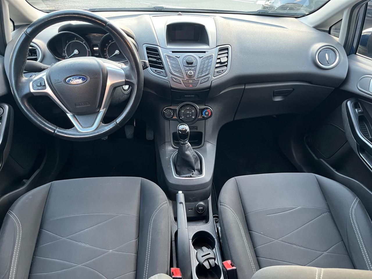 Ford Fiesta 1.5TDCI/75CV/neopatentato/Euro 5B con FAP/unico proprietario/5Porte e 5Posti