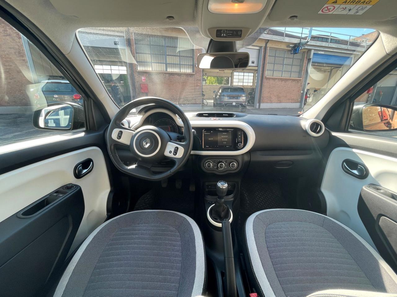 Renault Twingo 2020 – 30000 KM – UNICO PROPRIETARIO-BOOK SERVICE RENAULT