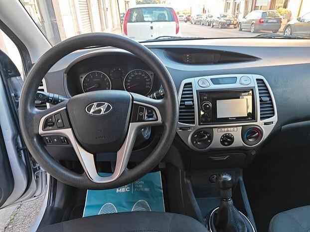 HYUNDAI i20 1.2 Benzina 5 porte - 2012
