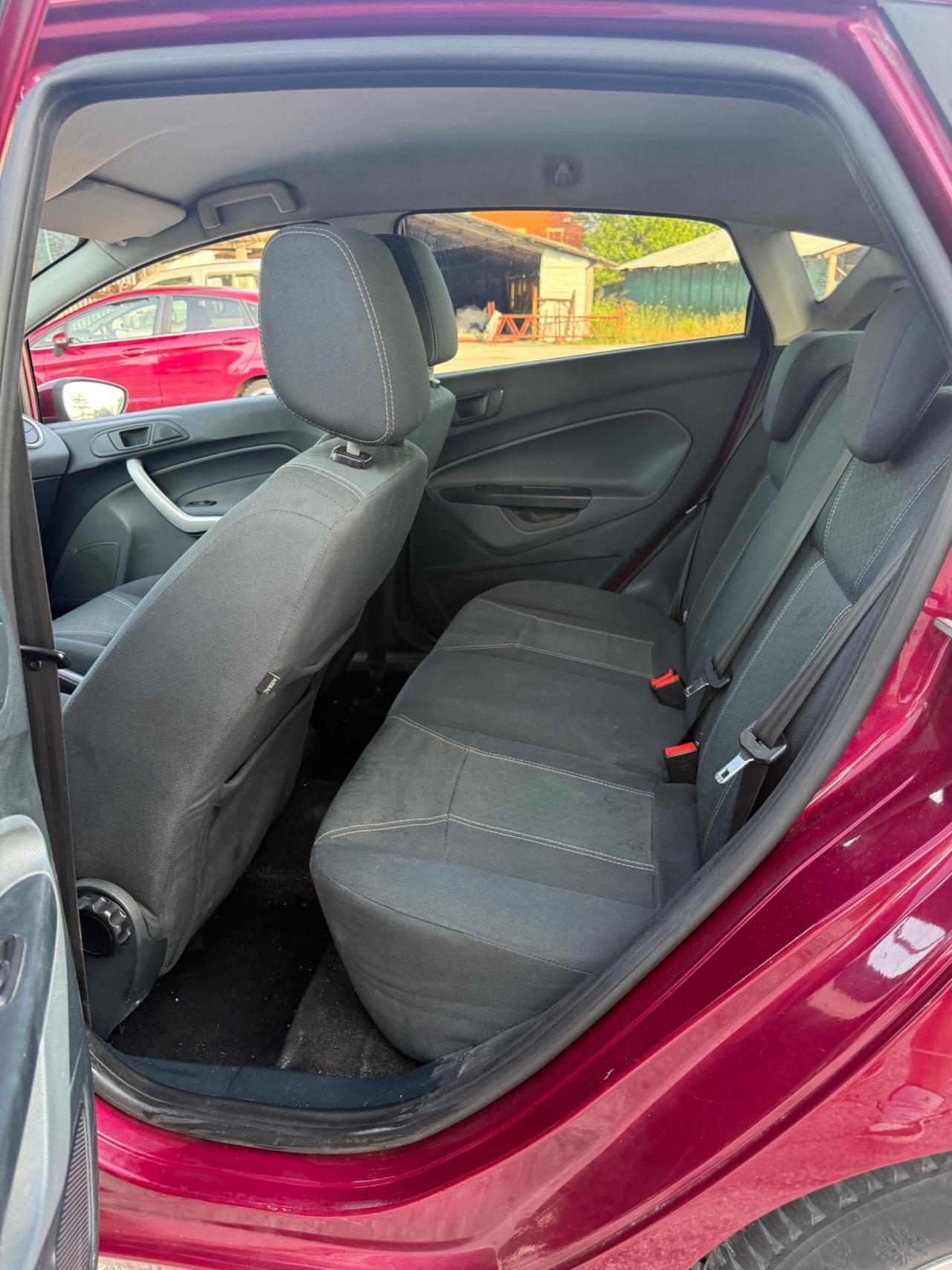 Ford Fiesta Diesel 1.4 TDCi NEOPATENTATI UNIPROP