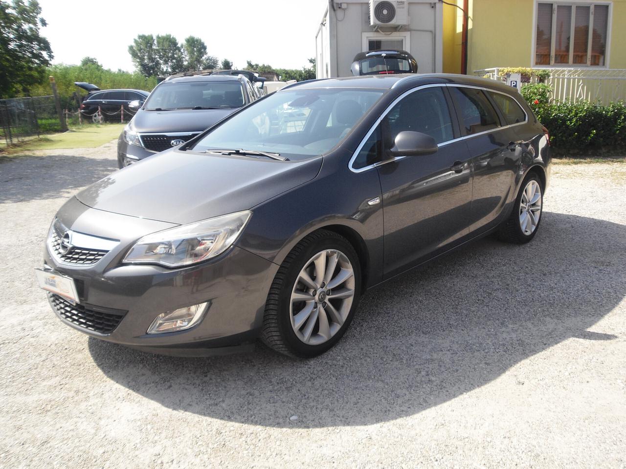 Opel Astra 1.7 CDTI SW 125CV 5 porte Cosmo