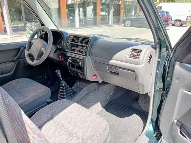 SUZUKI Jimny 1.3i 16V cat 4WD JLX *CLIMA*