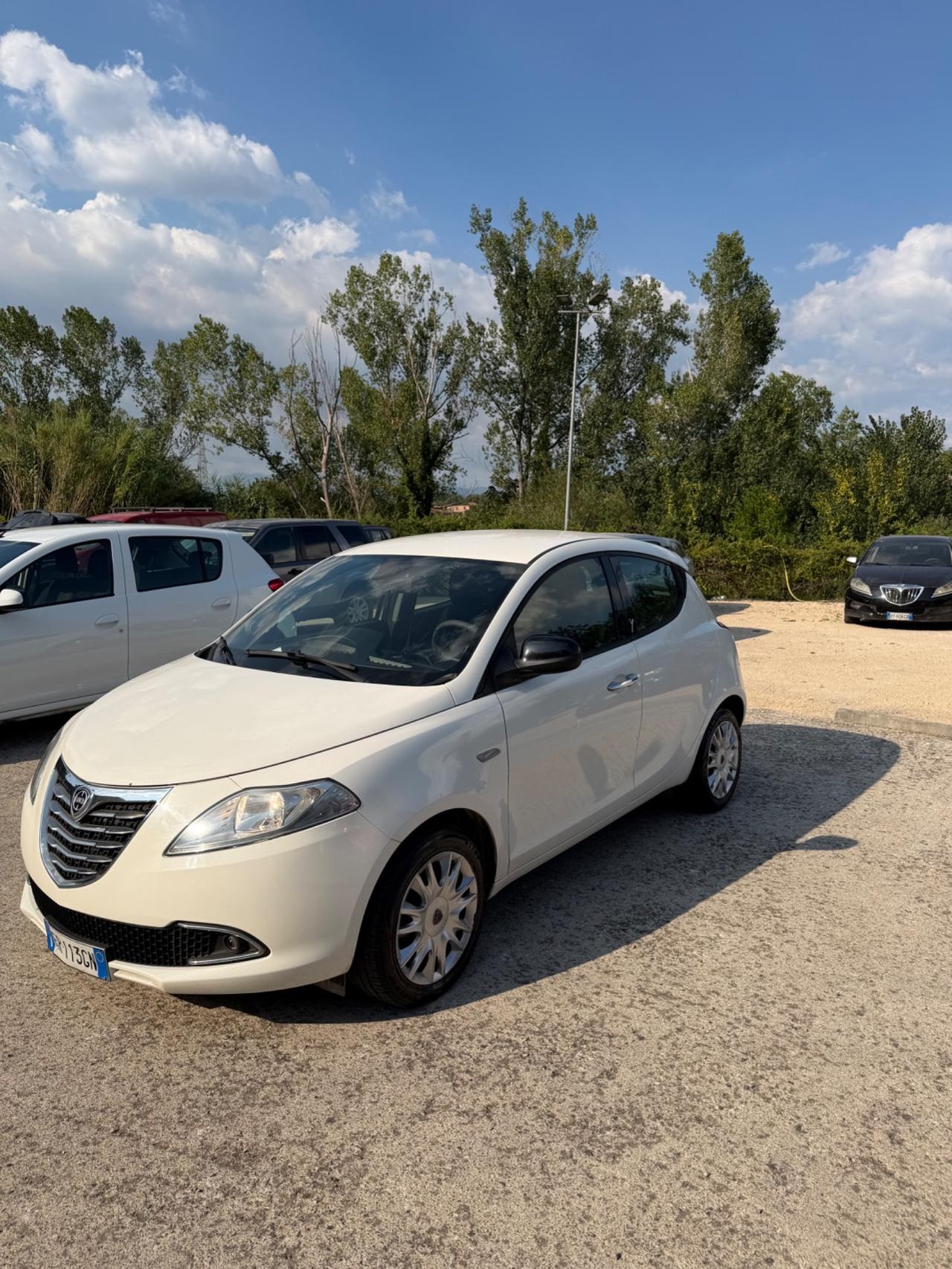 Lancia Ypsilon 1.3 MJT 16V 95 CV 5 porte S&S Gold