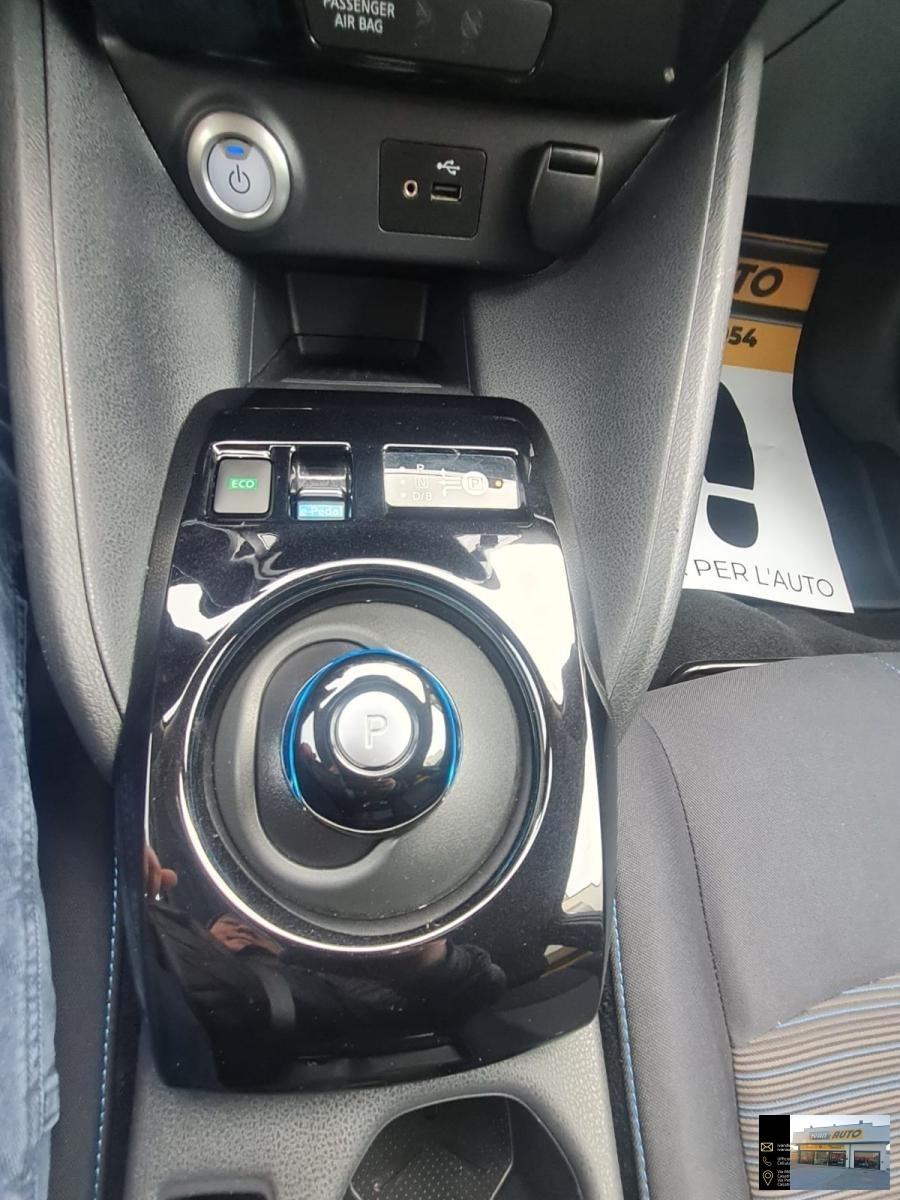 NISSAN Leaf Tekna 40 kWh-Elettrica-19.000 Km