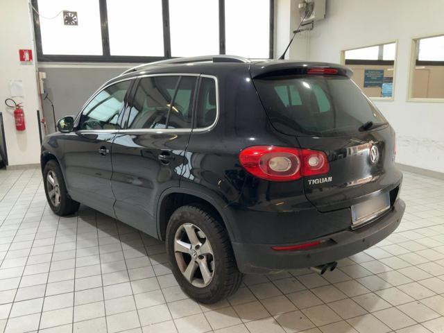VOLKSWAGEN Tiguan 2.0 16V TDI 4Motion Sport & Style