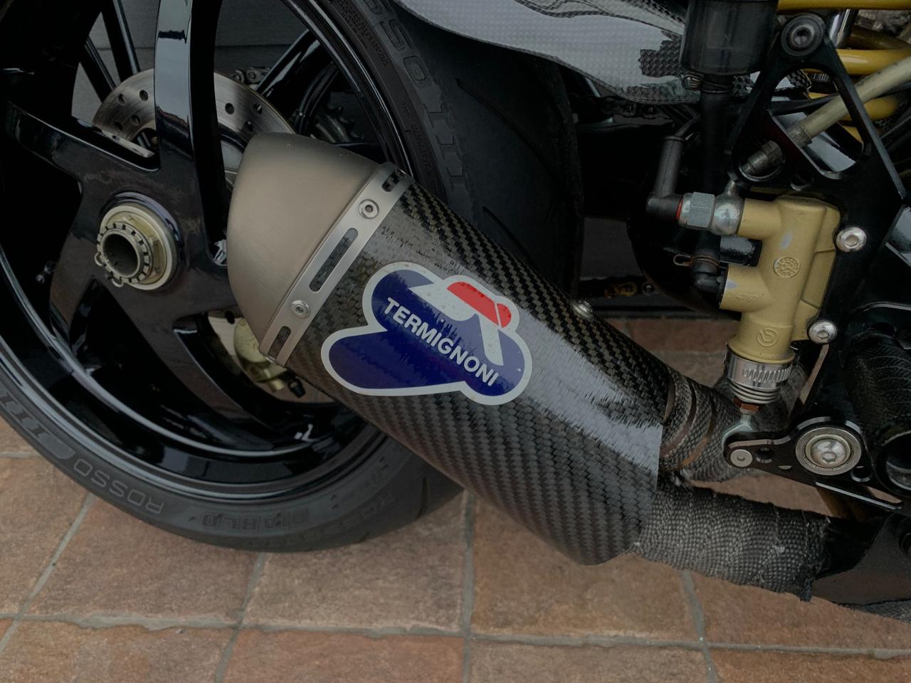 Ducati Monster S4R PARAFANGO CARBONIO PEDANE SPORTIVE