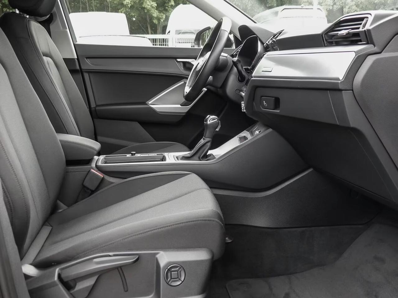 Audi Q3 35 TDI S tronic Business Advanced 150cv