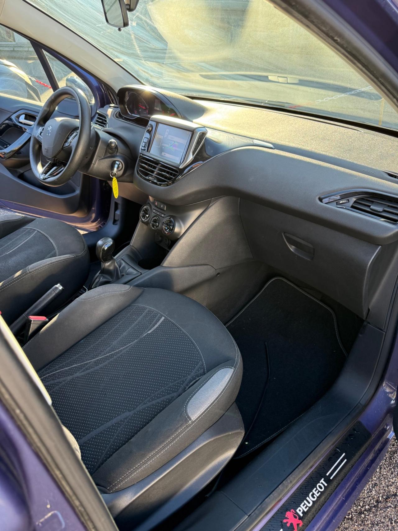 Peugeot 208 1.4 HDi 68 CV 5 porte Access