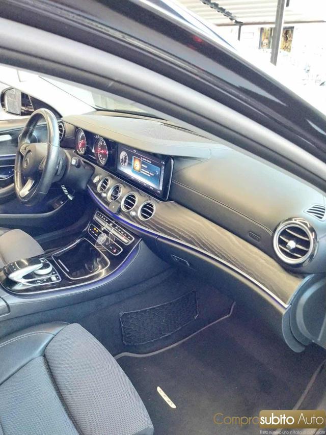 MERCEDES-BENZ E 220 d S.W. 4Matic Auto Premium All-Terrain