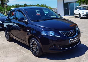 Lancia Ypsilon 1.0 FireFly 5 p. Hybrid Gold