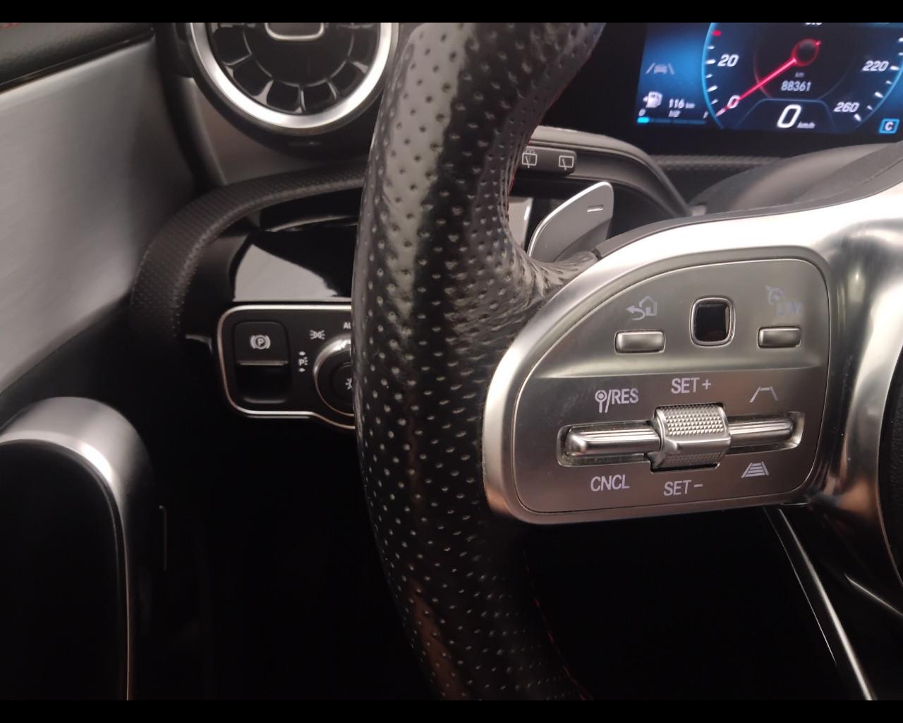 Mercedes-Benz CLA Sh.Brake - X118 - CLA Shooting Brake 200 d Premium auto