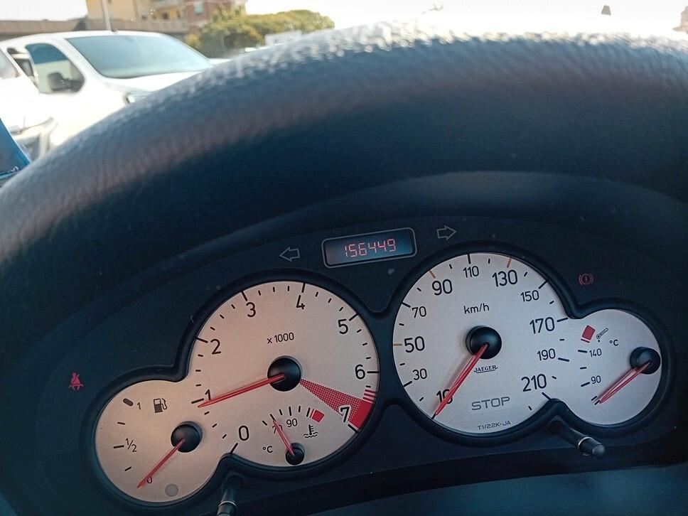 Peugeot 206 1.6 16V CC