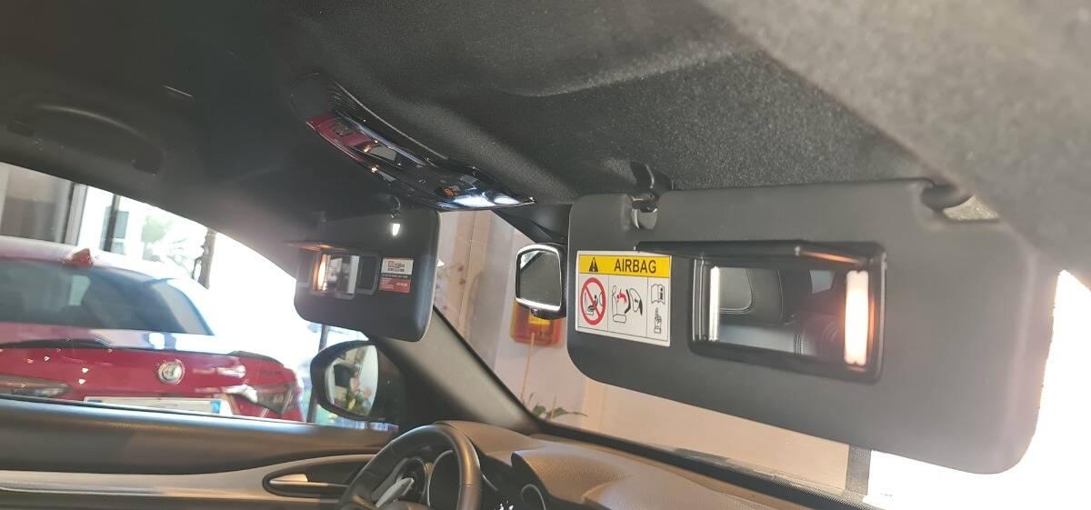 Alfa Romeo Stelvio Stelvio 2.2 t B-Tech Q4 210cv auto *motore nuovo*