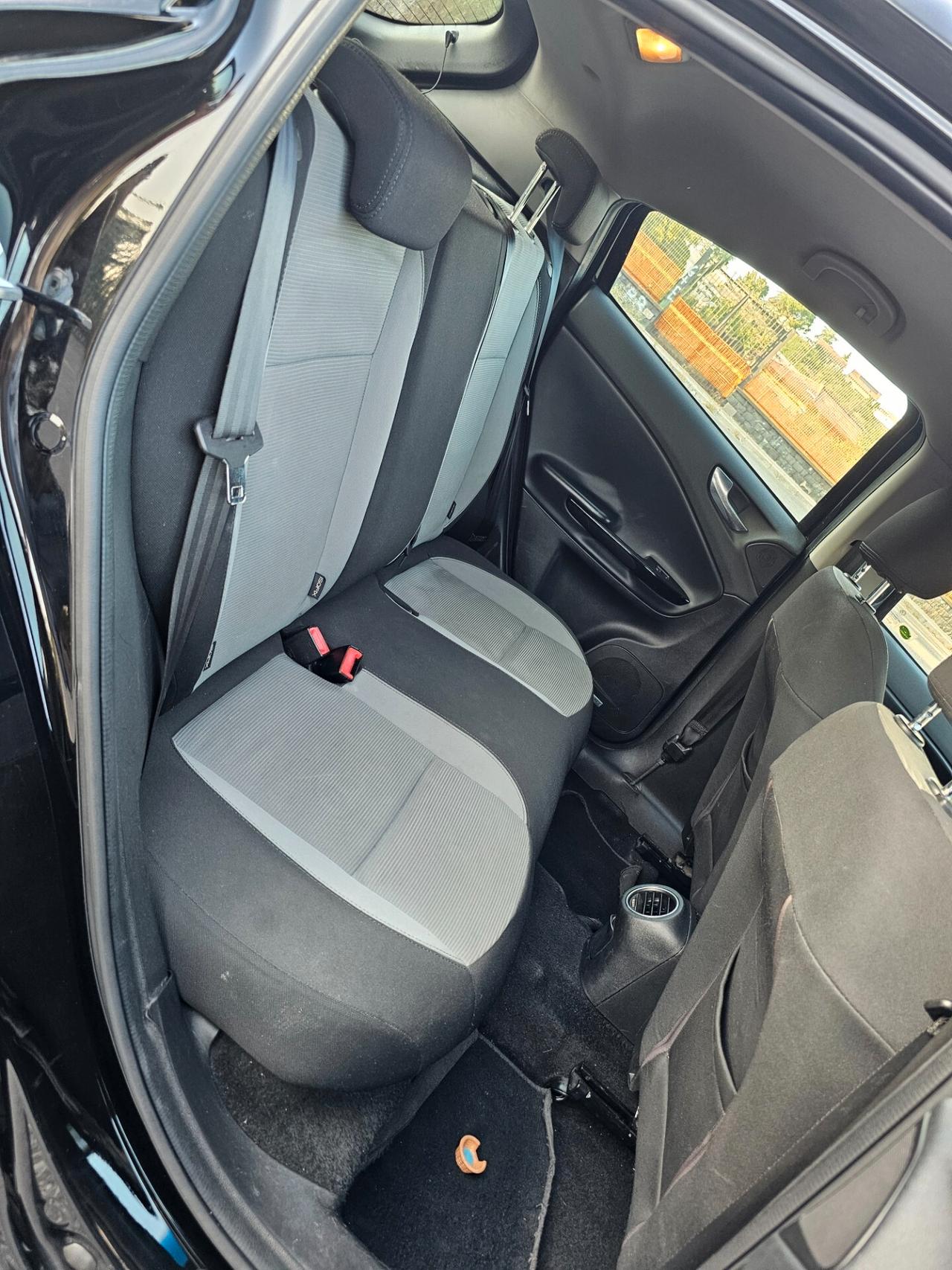 Alfa Romeo Giulietta 1.6 JTDm-2 105 CV Distinctive Block System