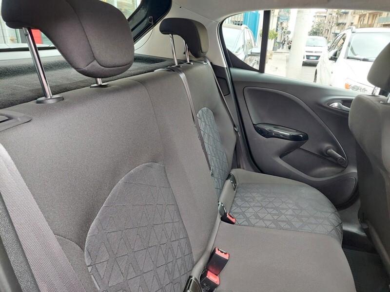 Opel Corsa 1.4 5 porte Black Edition