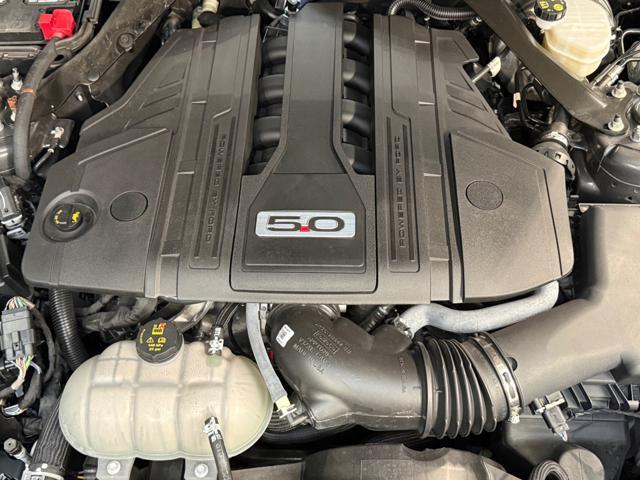 FORD Mustang Fastback 5.0 V8 aut. GT