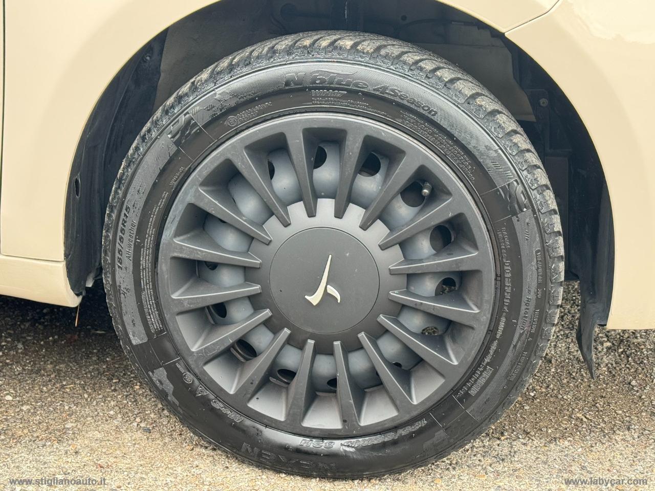 LANCIA Ypsilon 1.2 69 CV 5p. GPL Ecochic Ele.Bl