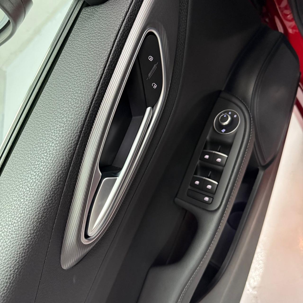 Alfa Romeo Giulia 2.0 Turbo 200 CV AT8 Business