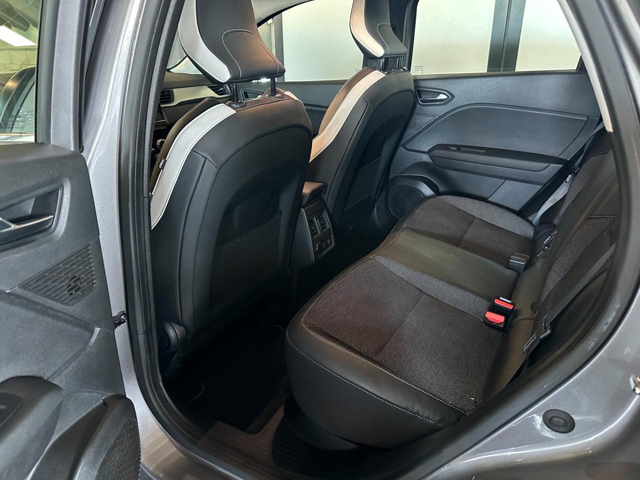 Renault Captur Blue dCi 115 CV EDC Intens