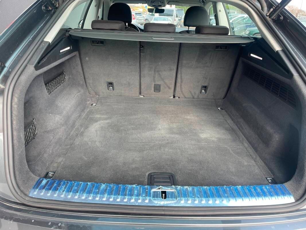 Audi Q8 45 3.0 tdi mhev tiptronic