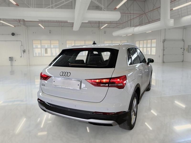 AUDI Q3 35 TDI S TRONIC BUSINESS ADVANCED SUV