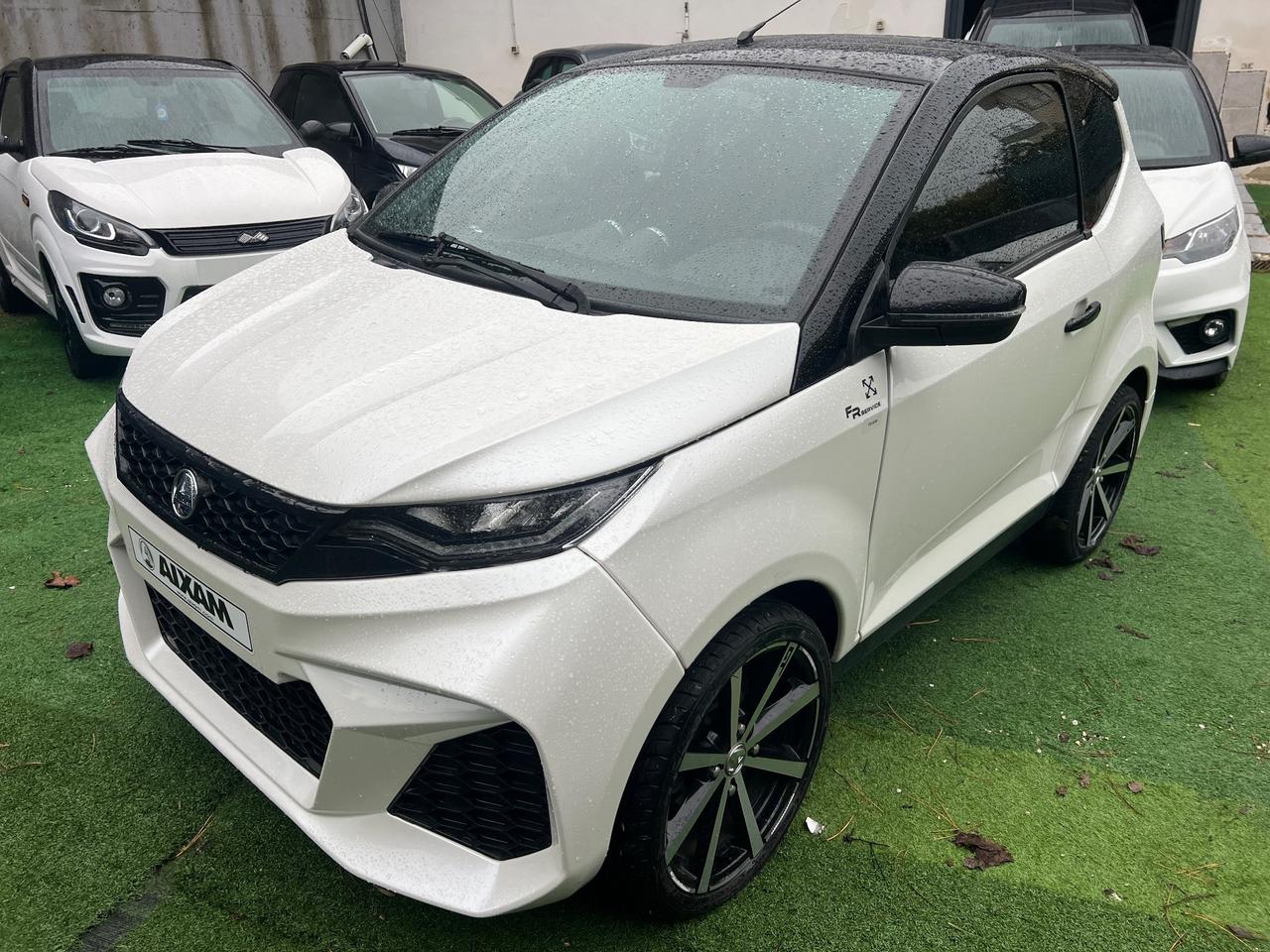 Aixam Ambition gto full white 2024 8000 km