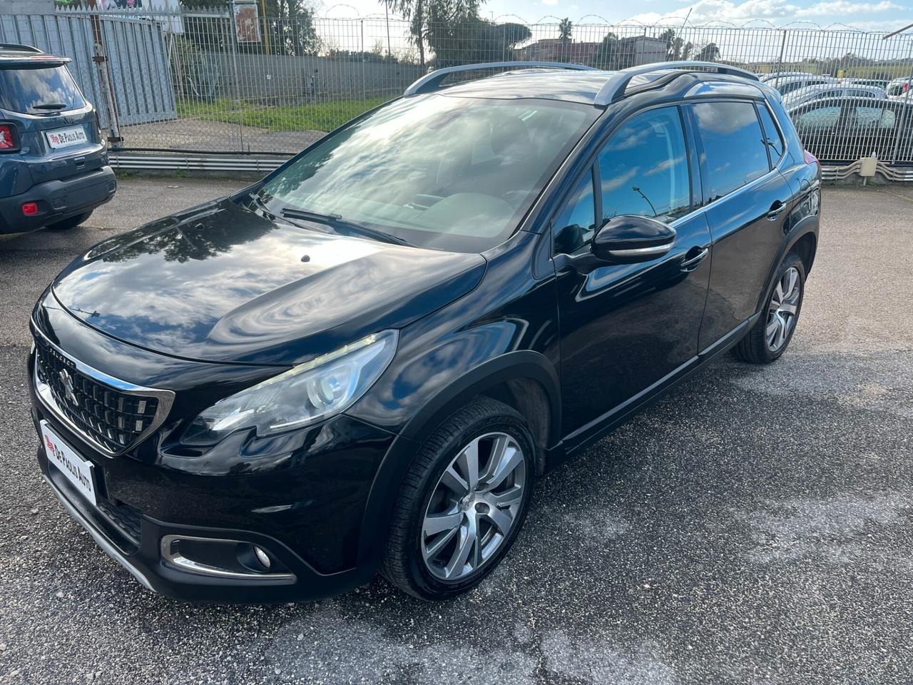 Peugeot 2008 BlueHDi 100 S&S Allure