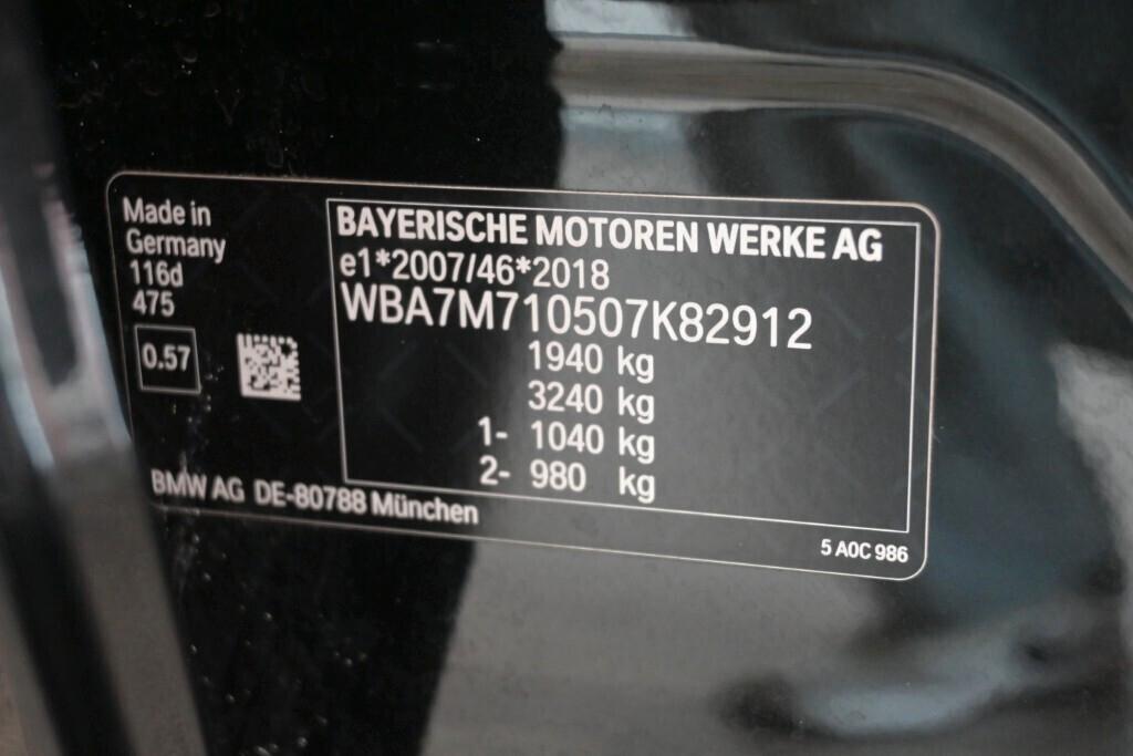 116D 115CV STEPTRONIC BUSINESS ADVANTAGE ( FARI LED - SPORT INTERIOR - CRUISE - NAVI - MIRROR - PDC - CERCHI 17 )