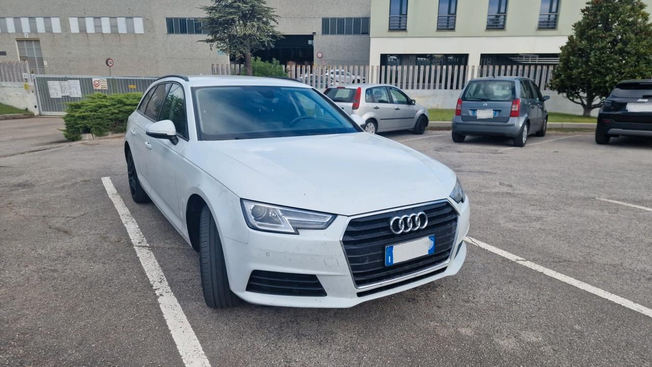 Audi A4 Avant 2.0 TDI 150 CV ultra S tronic Business