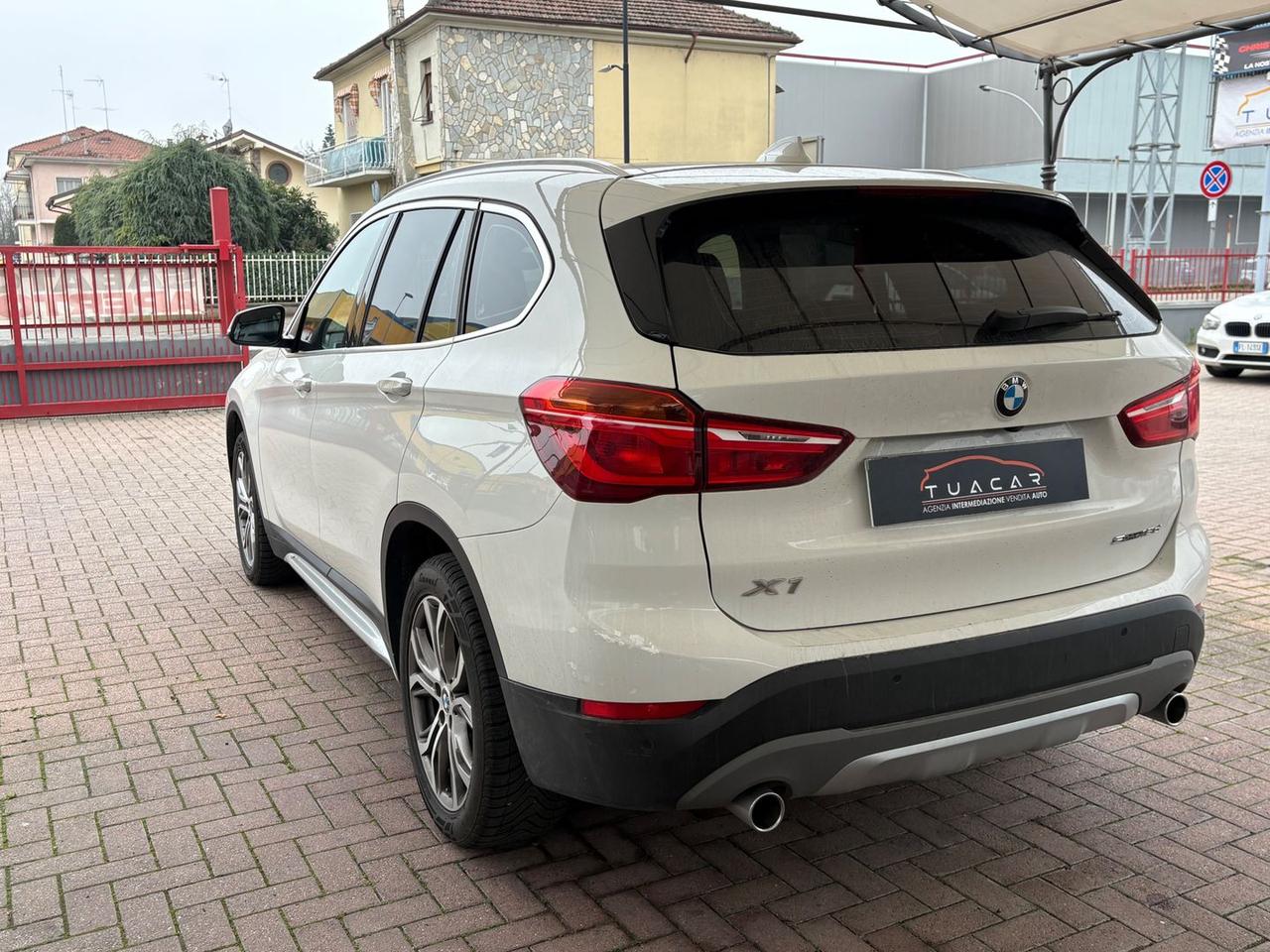 Bmw X1 xLine 18 d #9568